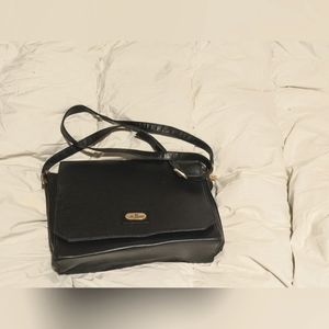 Vintage shoulder bag